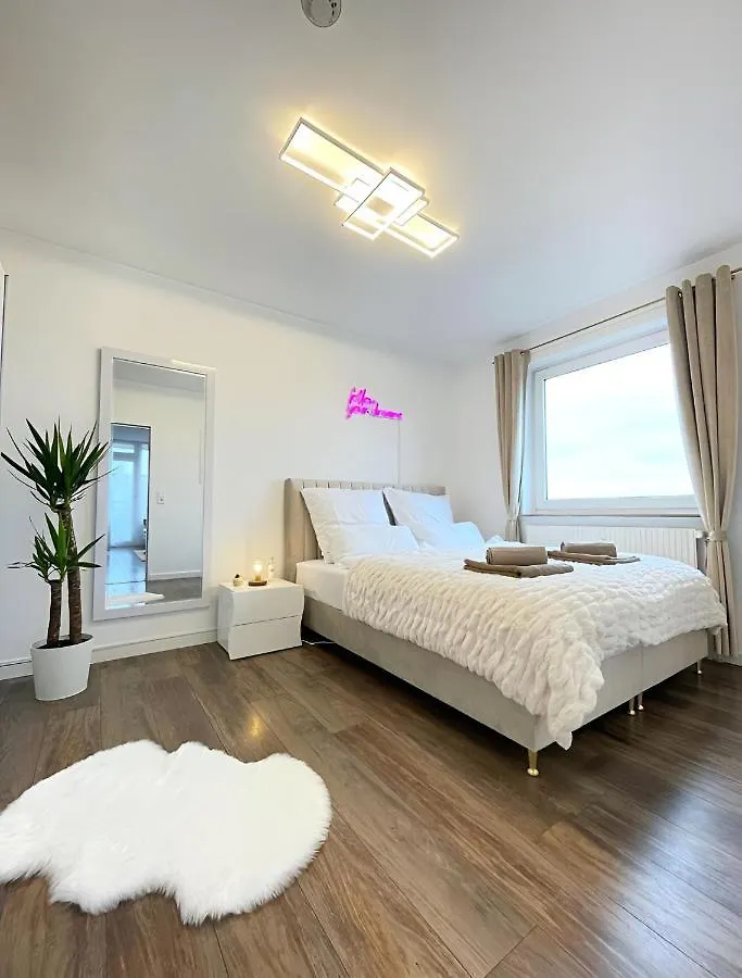 Regency Apartments - Stylische Zentrale 50M2 Wohnung Mit Balkon, Wasserblick Und Netflix Hannover 0*,